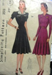 3513 Simplicity 1940S PRINCESS PLEAT DRESS, DETACH COLLAR PATTERN 16 34''B